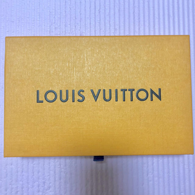 LOUIS VUITTON(ルイヴィトン)のLouis Vuitton 箱 レディースのバッグ(ショップ袋)の商品写真