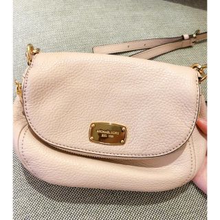 マイケルコース(Michael Kors)の<新品未使用＞ Michael Kors ショルダーバッグ ピンク(ショルダーバッグ)