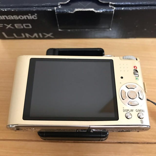 Panasonic(パナソニック)のLUMIX FX DMC-FX60-G スマホ/家電/カメラのカメラ(コンパクトデジタルカメラ)の商品写真