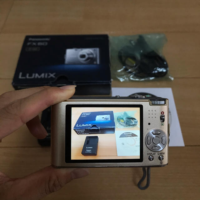 Panasonic(パナソニック)のLUMIX FX DMC-FX60-G スマホ/家電/カメラのカメラ(コンパクトデジタルカメラ)の商品写真