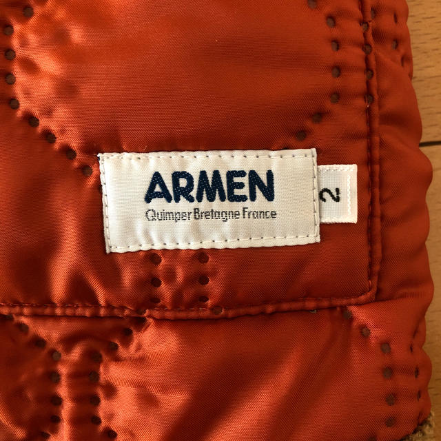 ARMEN(アーメン)のARMEN ナイロンフリースリバーシブルキルティングベスト レディースのトップス(ベスト/ジレ)の商品写真