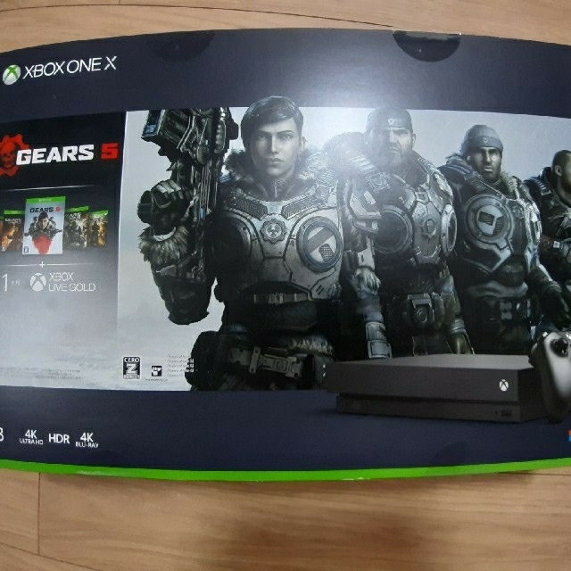 Xbox(エックスボックス)のxbox one x 本体　(GEARS 5 同梱版) エンタメ/ホビーのゲームソフト/ゲーム機本体(家庭用ゲーム機本体)の商品写真