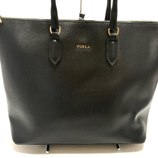 FURLA(フルラ) ショルダーバッグ 黒 レザー