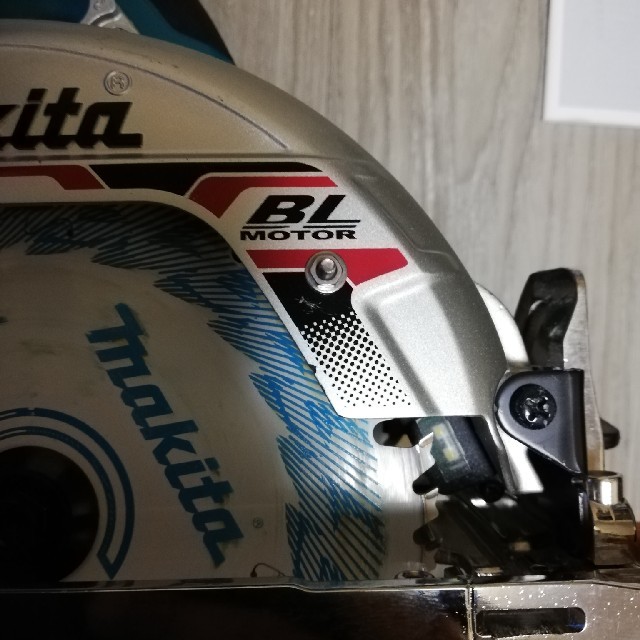 Makita(マキタ)のマキタ 丸のこ 165 HS631D 18ボルト 自動車/バイクのバイク(工具)の商品写真