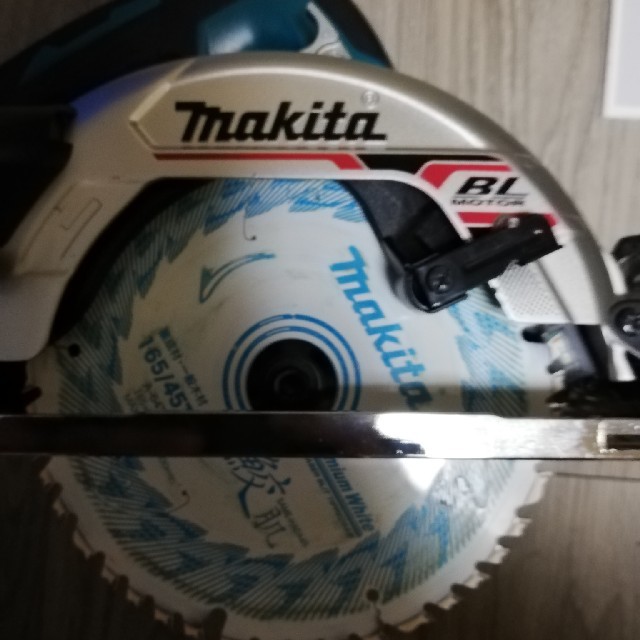 Makita(マキタ)のマキタ 丸のこ 165 HS631D 18ボルト 自動車/バイクのバイク(工具)の商品写真