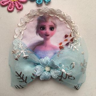 アナトユキノジョオウ(アナと雪の女王)のアナ雪 エルサ ワッペン ハンドメイド❣️(ファッション雑貨)