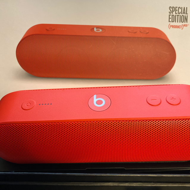 Beats by Dr Dre(ビーツバイドクタードレ)の⭐︎新品同等Beats Pill+ワイヤレススピーカー(PRODUCT)RED スマホ/家電/カメラのオーディオ機器(スピーカー)の商品写真