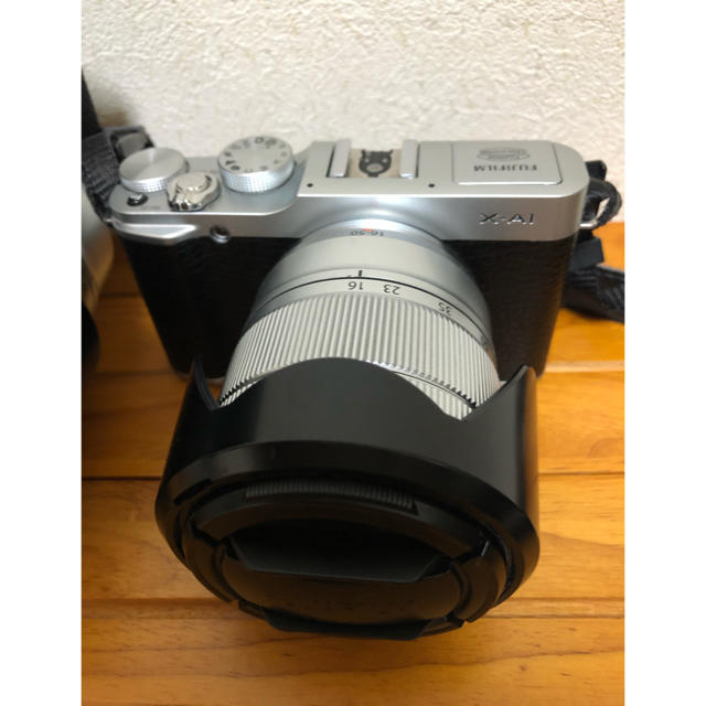 FUJI FILM X−A1 ダブルズームレンズキット SILVER 【人気商品】 63.0