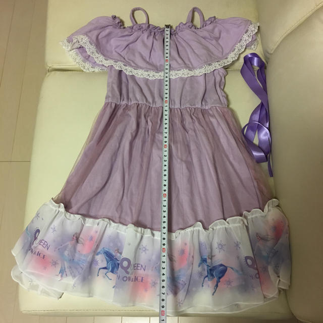 しまむら(シマムラ)のしまむら＊オフショルダーワンピース 120 キッズ/ベビー/マタニティのキッズ服女の子用(90cm~)(ワンピース)の商品写真