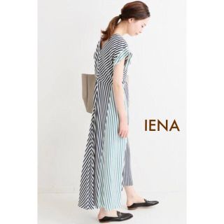 イエナ(IENA)の1回着用⭐️IENA マルチストライプランダムフレアワンピース ネイビー(ロングワンピース/マキシワンピース)