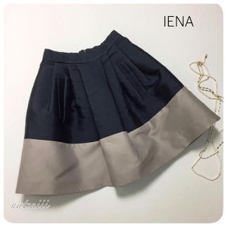 イエナ(IENA)のIENA イエナ . バイカラー 形状記憶 ボリューム スカート(ひざ丈スカート)