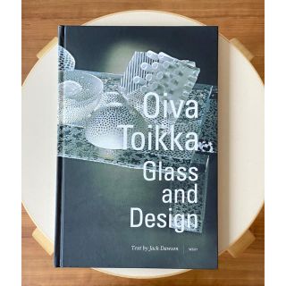 イッタラ(iittala)のオイバ作品集 Glass and Design 英語版 バード イッタラ(洋書)