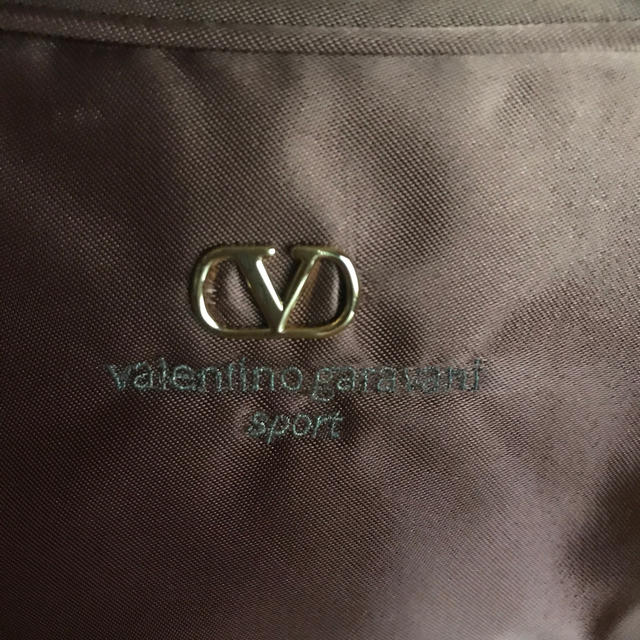 valentino garavani(ヴァレンティノガラヴァーニ)のヴァレンチノ　ガラバーニ   スポーツ　ウエストポーチ美品 レディースのバッグ(ボディバッグ/ウエストポーチ)の商品写真