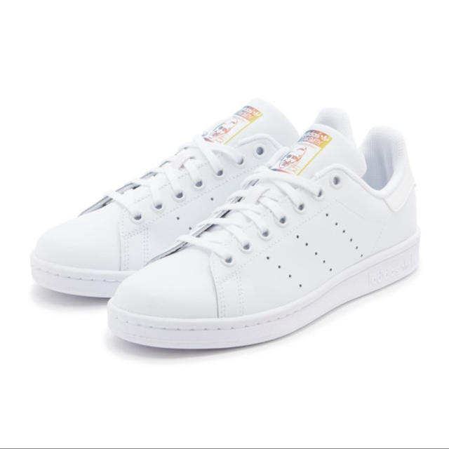 adidas(アディダス)の【adidas】アディダス STAN SMITH J スタンスミス EH0739 レディースの靴/シューズ(スニーカー)の商品写真