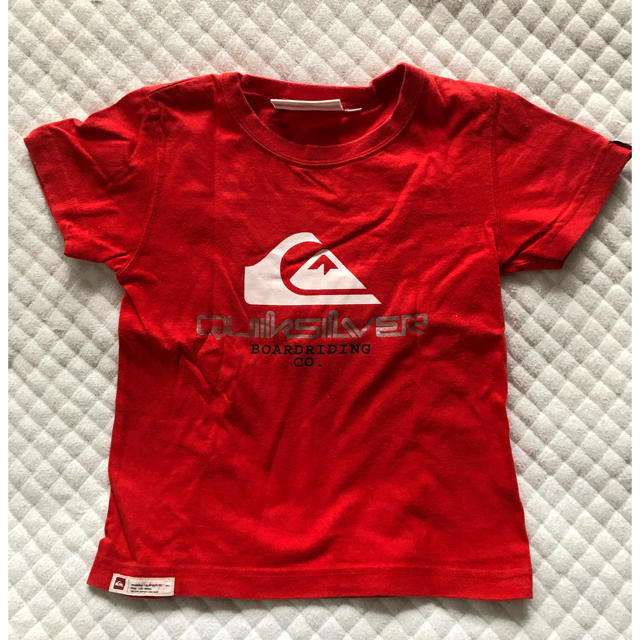 QUIKSILVER(クイックシルバー)のQUIKSILVER Tシャツ 100cm キッズ/ベビー/マタニティのキッズ服男の子用(90cm~)(Tシャツ/カットソー)の商品写真