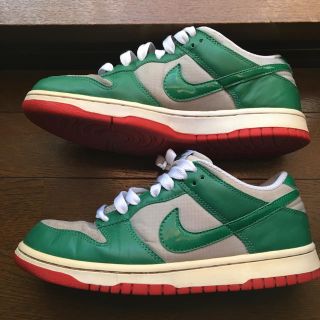 ナイキ(NIKE)のNIKE  DUNK 25.5 緑 グリーン(スニーカー)