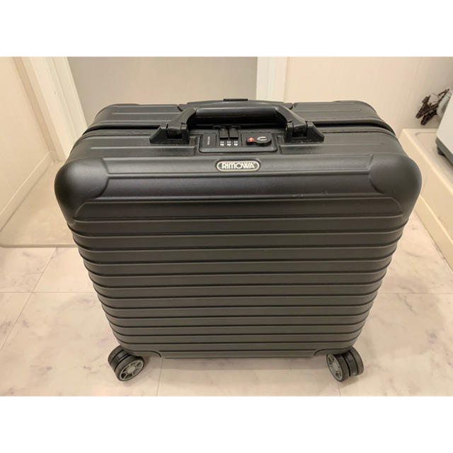 大人気✨RIMOWA SALSA 87L 4輪 TSAロック マットブラック