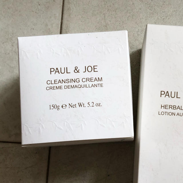 PAUL & JOE(ポールアンドジョー)のポール　ジョー　クレンジング　クリーム　新品ち コスメ/美容のスキンケア/基礎化粧品(クレンジング/メイク落とし)の商品写真