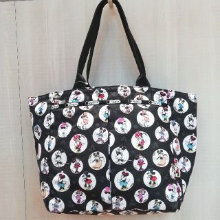 LESPORTSAC セレブレイトミニー ショルダーバッグ　ディズニーコラボ