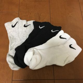 ナイキ(NIKE)の最終値下げ！ナイキ♡ソックス 3足(ソックス)