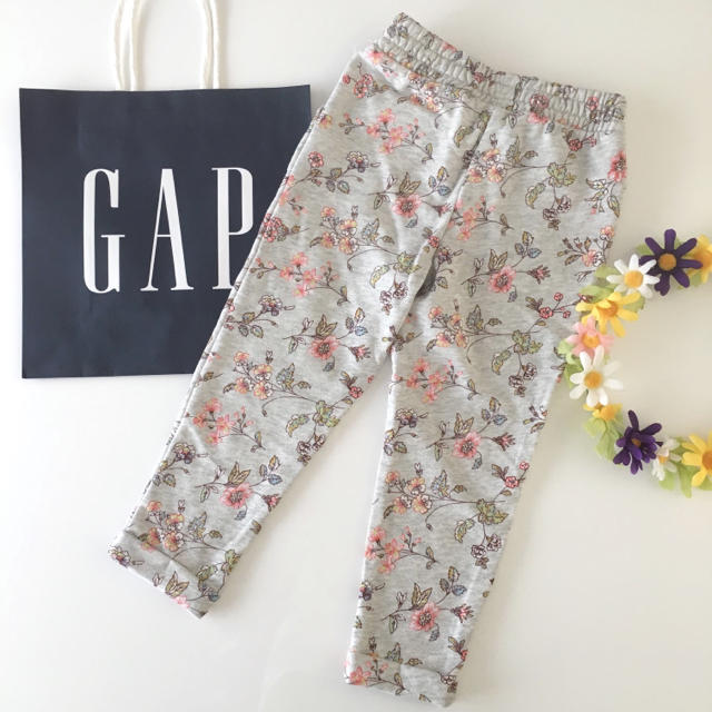 babyGAP(ベビーギャップ)の新品♡baby gap♡スウェット 花柄 パンツ/ユニクロ  ラルフローレン 他 キッズ/ベビー/マタニティのキッズ服女の子用(90cm~)(パンツ/スパッツ)の商品写真