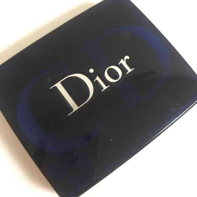 Dior(ディオール)のDior♡アイシャドウ コスメ/美容のベースメイク/化粧品(アイシャドウ)の商品写真