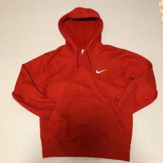 ナイキ(NIKE)のNIKE パーカー赤　メンズLGGサイズ(パーカー)