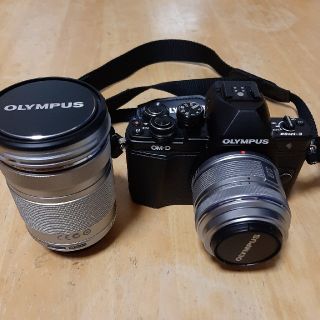 オリンパス(OLYMPUS)のOLYMPUS OM−D E−M10 Mark 2 & ダブルズーム セット(ミラーレス一眼)