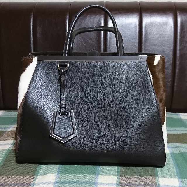 lovelani.com - お値下げしました。FENDI トゥージュール 価格比較