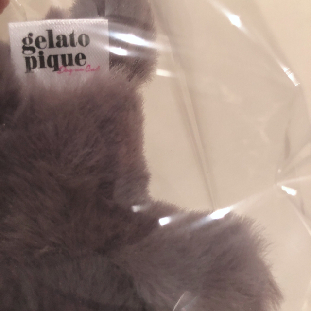 gelato pique(ジェラートピケ)のスウィート　sweet 10月号　付録　猫　チャーム レディースのアクセサリー(チャーム)の商品写真