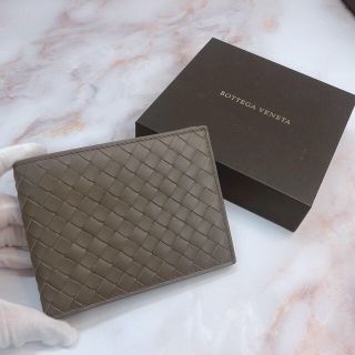 ボッテガヴェネタ(Bottega Veneta)の【7日までSALE！】ボッテガヴェネタ 新品未使用 二つ折り財布 ベージュ(折り財布)