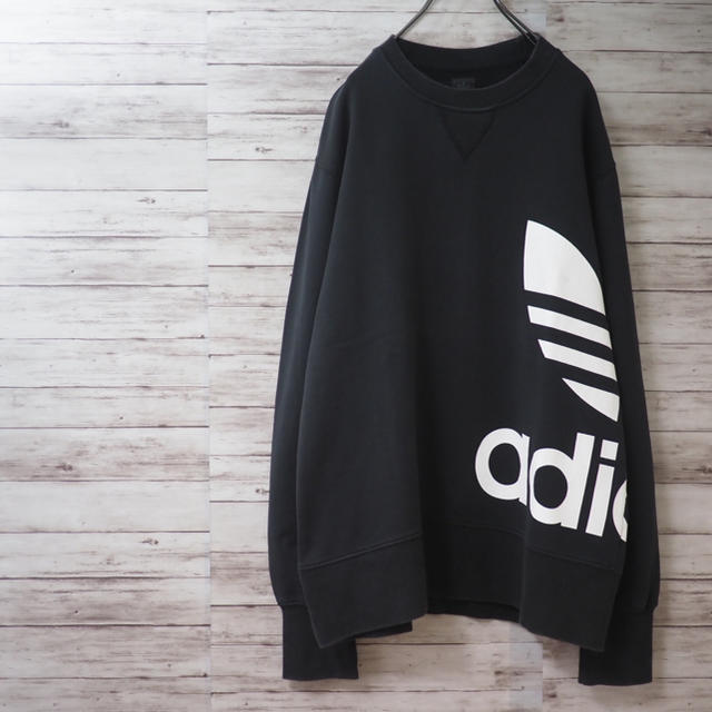 adidas(アディダス)のAdidas Originals ビッグトレフォイル オーバーサイズスウェット メンズのトップス(スウェット)の商品写真