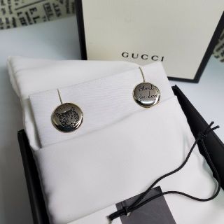 グッチ(Gucci)のべぇ様専用！《№576》GUCCI グッチ キャット＆ムーン ピアス(ピアス)