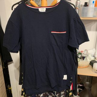 トムブラウン(THOM BROWNE)のThom Browne トップス　Tシャツ(シャツ/ブラウス(半袖/袖なし))