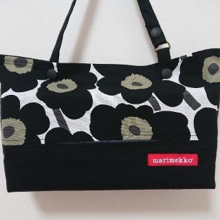 マリメッコ(marimekko)のボックスティッシュケース    ブラック(その他)