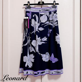 レオナール(LEONARD)の新品タグ付【LEONARD】2019年人気柄ニットスカート(ひざ丈スカート)