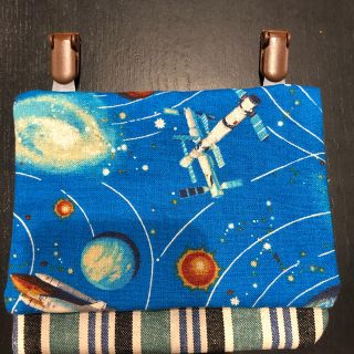 ハンドメイド　移動ポケット（宇宙ブルー　マグネットホック付き）(外出用品)