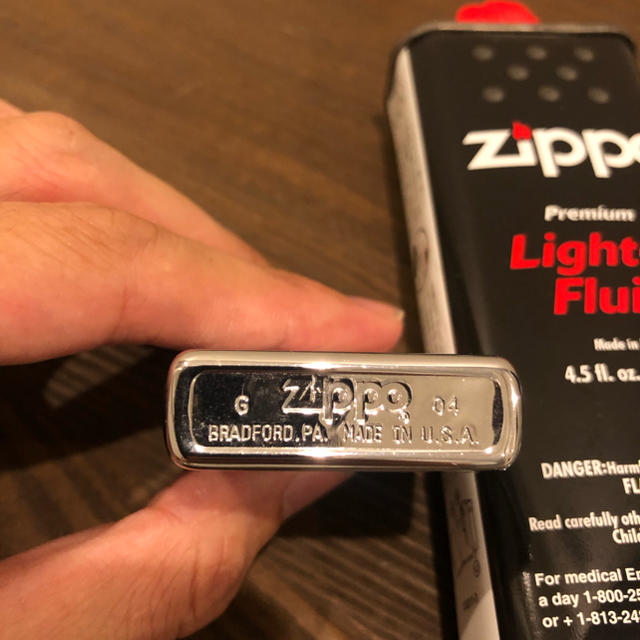 ZIPPO(ジッポー)の【てるてる坊主さん専用】ZIPPO（オイル缶付き） メンズのファッション小物(タバコグッズ)の商品写真