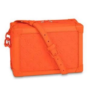 ルイヴィトン(LOUIS VUITTON)の＊yc様Louis Vuitton Soft Trunk MCA Orange＊(ショルダーバッグ)