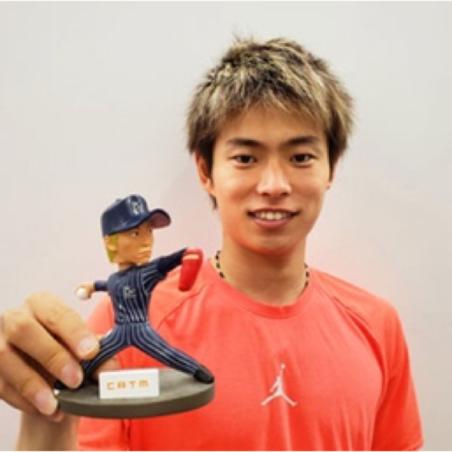 オリックス・バファローズ(オリックスバファローズ)のオリックスバファローズ  山岡泰輔選手ボブルヘッド スポーツ/アウトドアの野球(記念品/関連グッズ)の商品写真