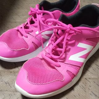 ニューバランス(New Balance)の再値下！中古 ニューバランス23cm YK570(スニーカー)