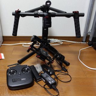 DJI Ronin  M  3軸カメラジンバル(その他)