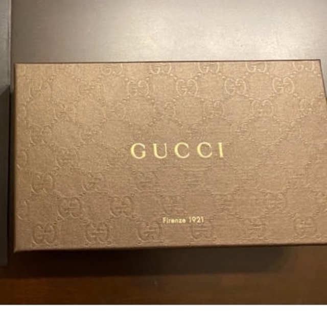 【新品・未使用】GUCCI　チェーン　お財布バッグ　長財布