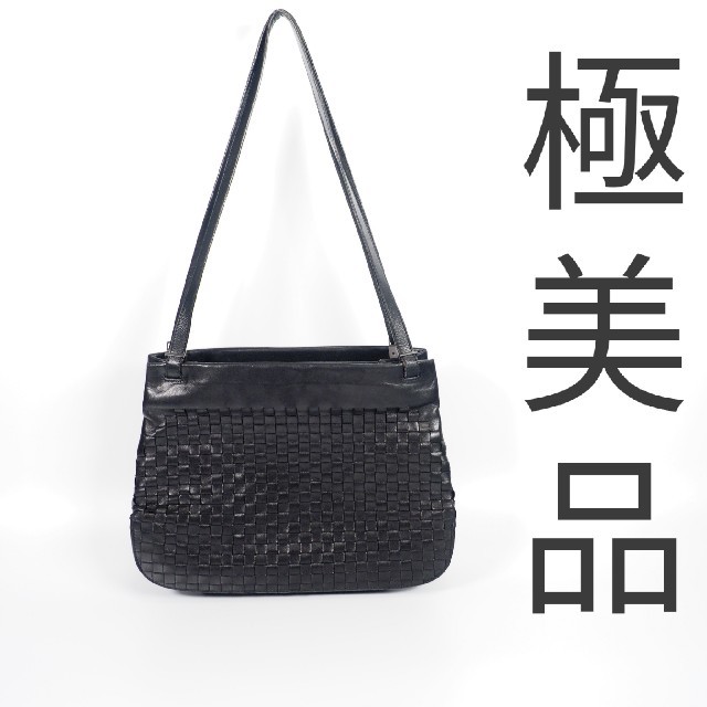 Bottega Veneta(ボッテガヴェネタ)の専用【極美品】ボッテガヴェネタ　バッグ　イントレチャート　ブラック372 レディースのバッグ(ショルダーバッグ)の商品写真