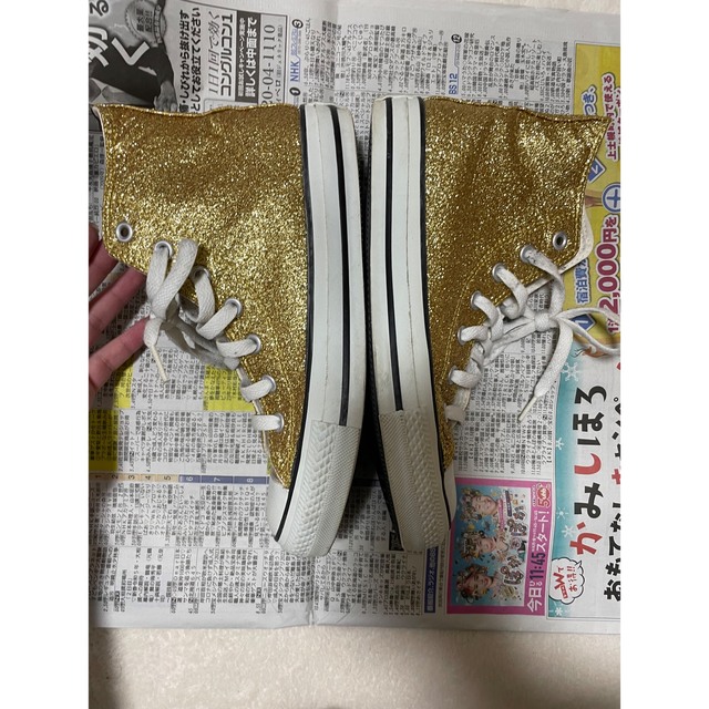 CONVERSE(コンバース)のコンバース  美品　ハイカット ゴールド　24センチ　 レディースの靴/シューズ(スニーカー)の商品写真