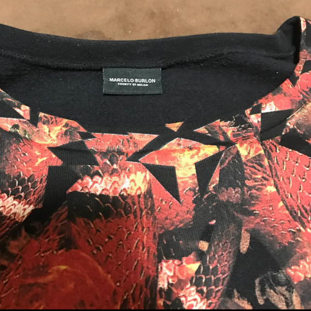 J02296 新品 MARCELO BURLON スウェット ブラック  S