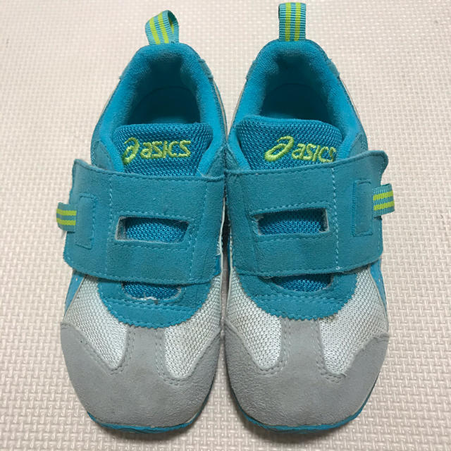 asics(アシックス)のasics アシックス　17cm スニーカー  保育園　幼稚園　洗い替え キッズ/ベビー/マタニティのキッズ靴/シューズ(15cm~)(スニーカー)の商品写真