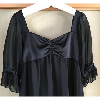 美品 フレア ブラックワンピース(ひざ丈ワンピース)