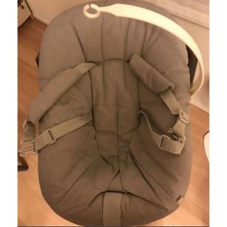 ストッケ(Stokke)の【美品】TripTrap 角度調整可能 ニューボーンセット(その他)