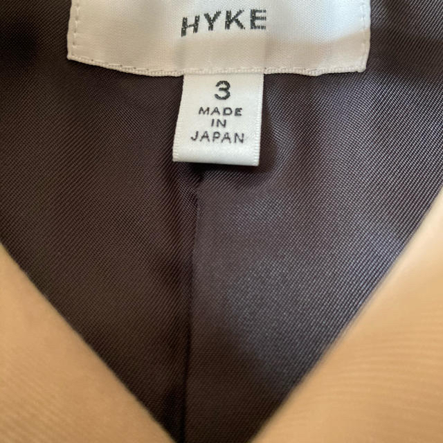 HYKE(ハイク)のHYKE トレンチコート レディースのジャケット/アウター(トレンチコート)の商品写真